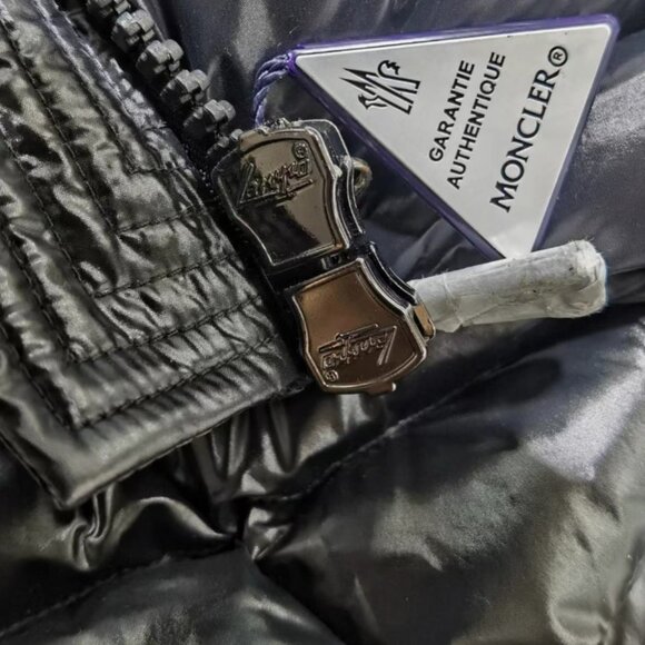 Moncler Puffer Coat with Fur Trim - Picture 5 of 8